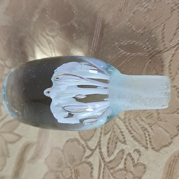 Vintage Perfume bottle with stopper art glass unmarked - Picture 6 of 8